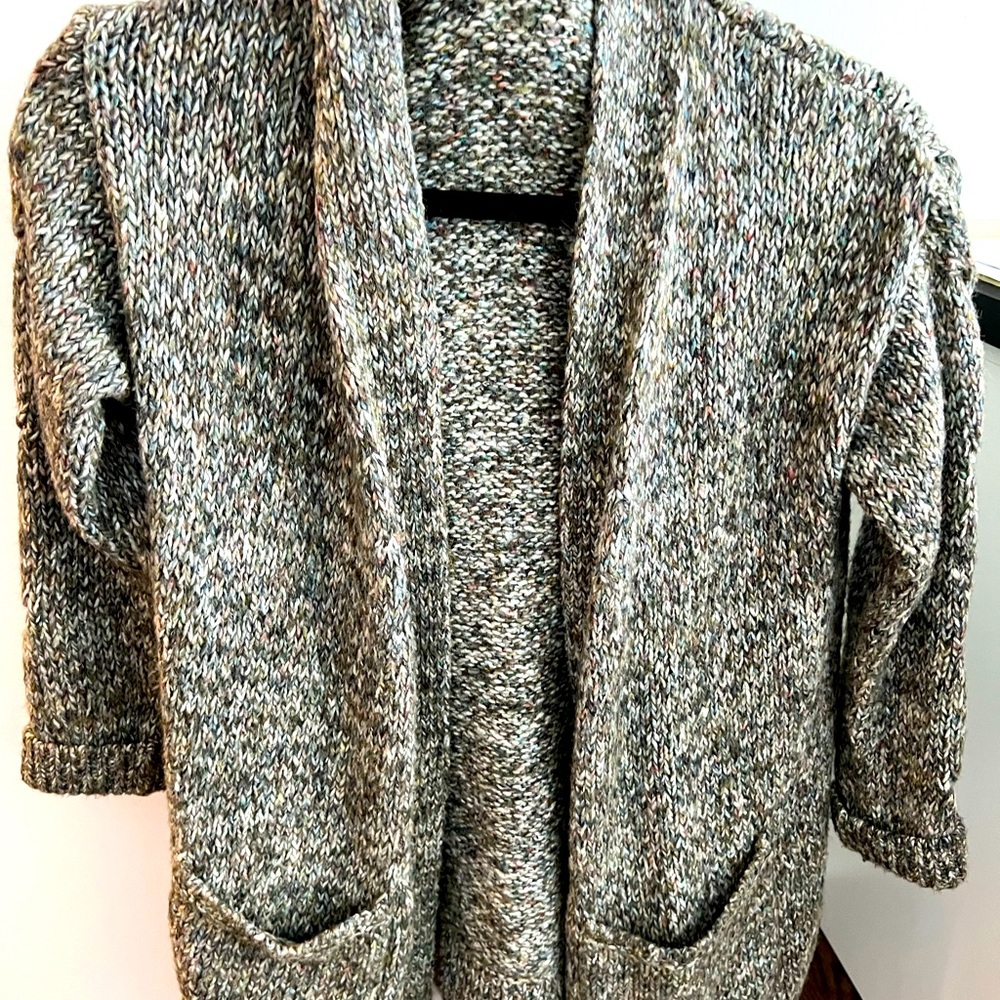 Cardigan sweater